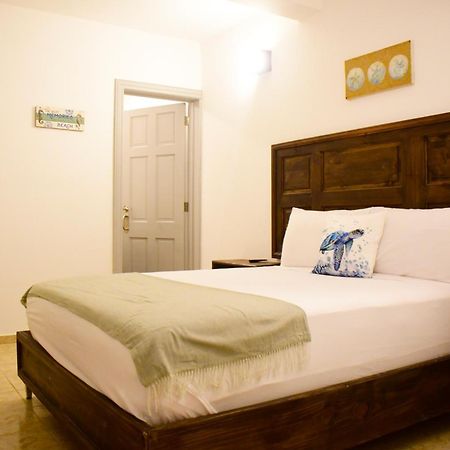 Hostal Marina Samana Luaran gambar