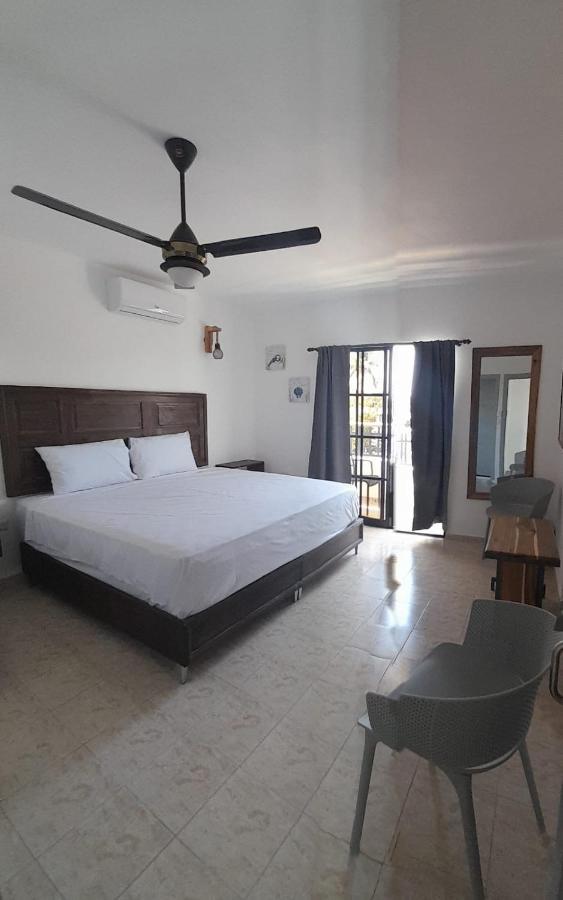 Hostal Marina Samana Luaran gambar