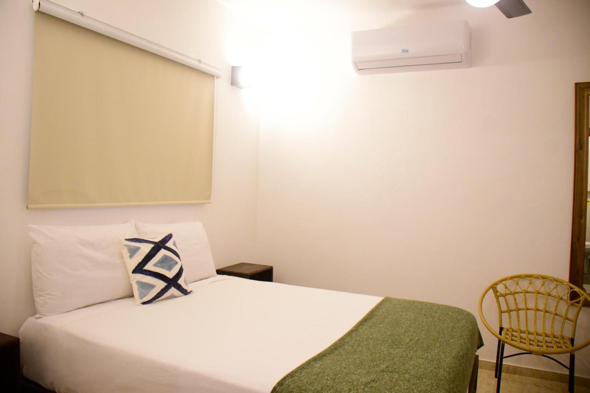 Hostal Marina Samana Luaran gambar