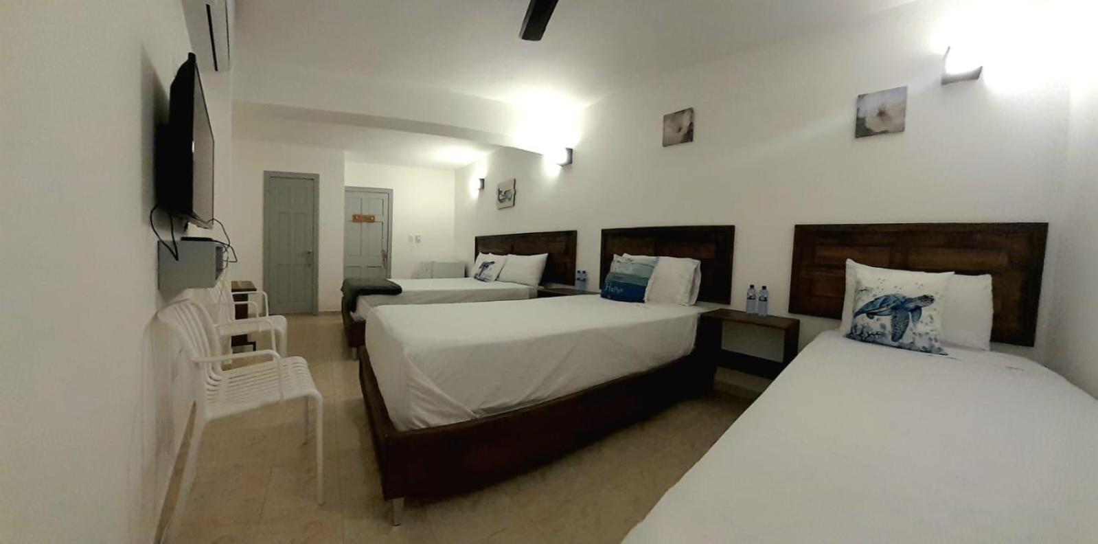 Hostal Marina Samana Luaran gambar