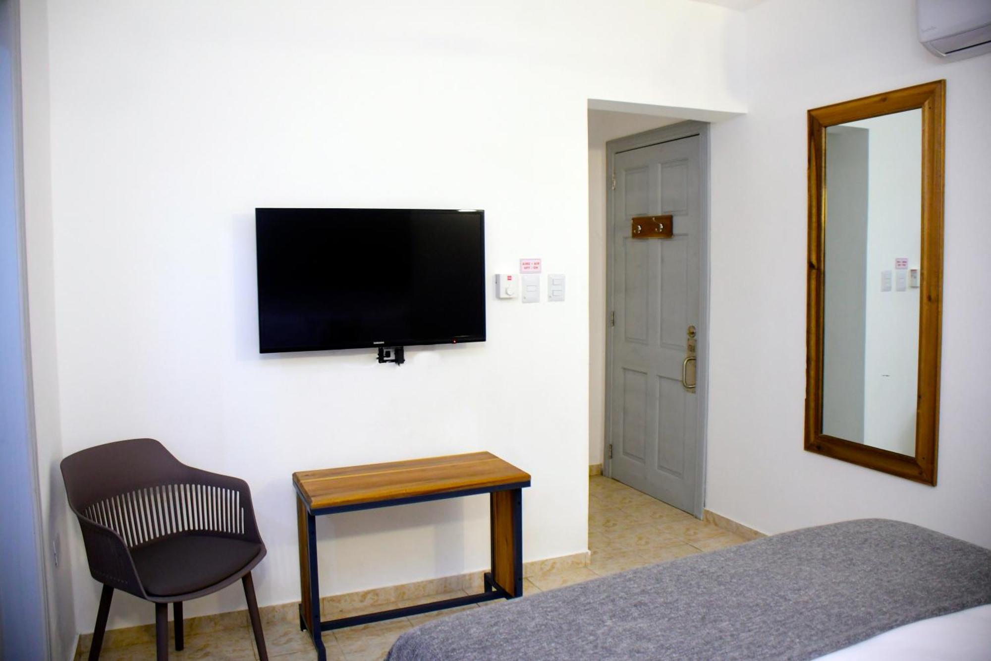 Hostal Marina Samana Luaran gambar