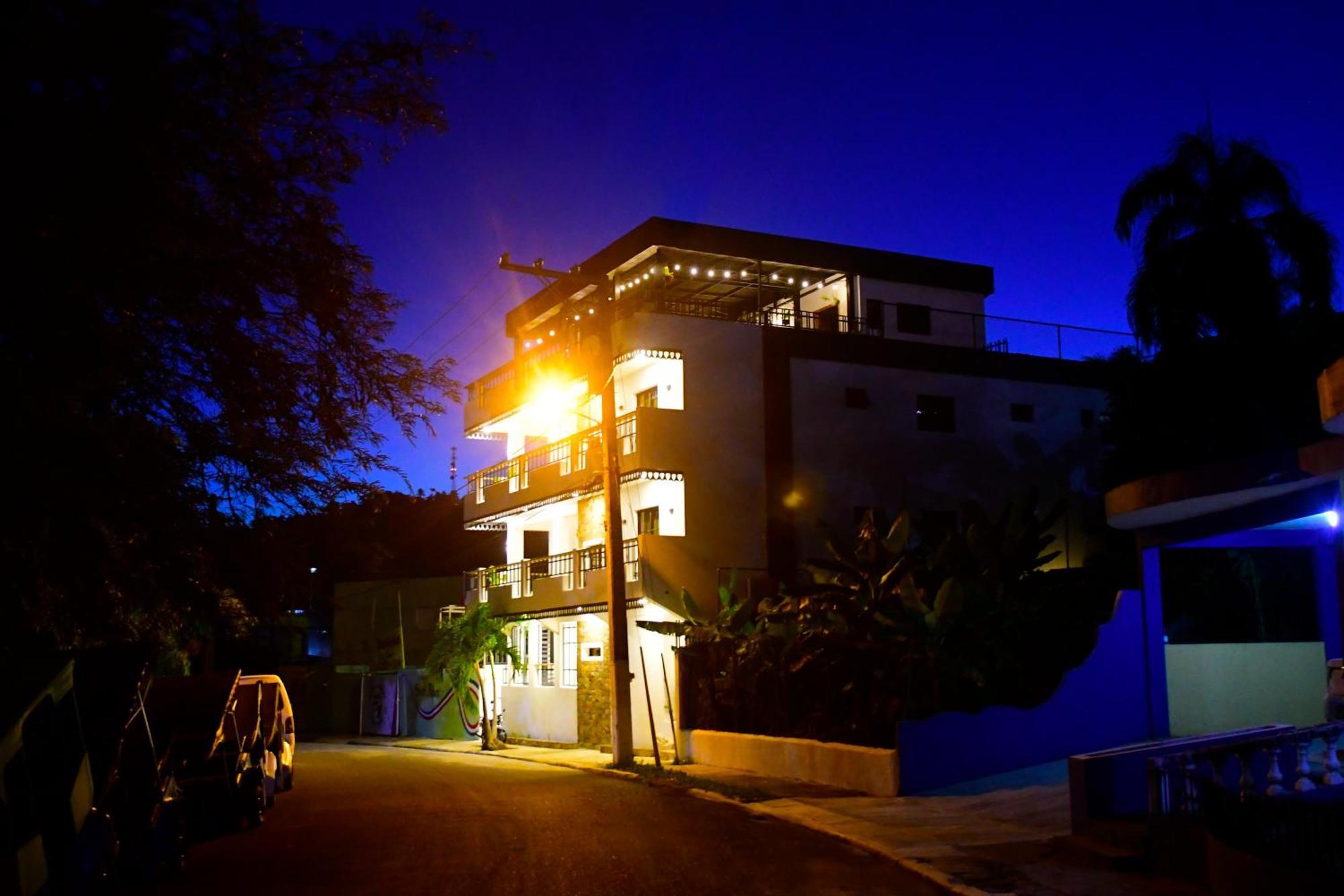 Hostal Marina Samana Luaran gambar