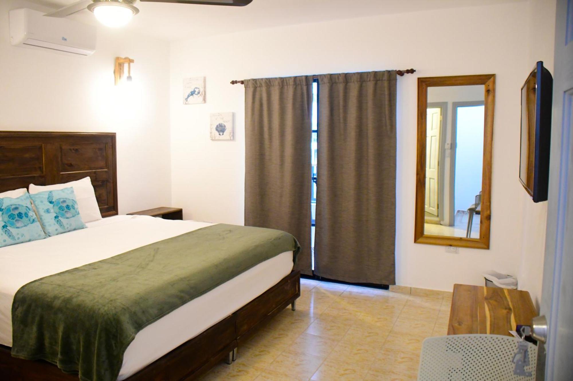 Hostal Marina Samana Luaran gambar