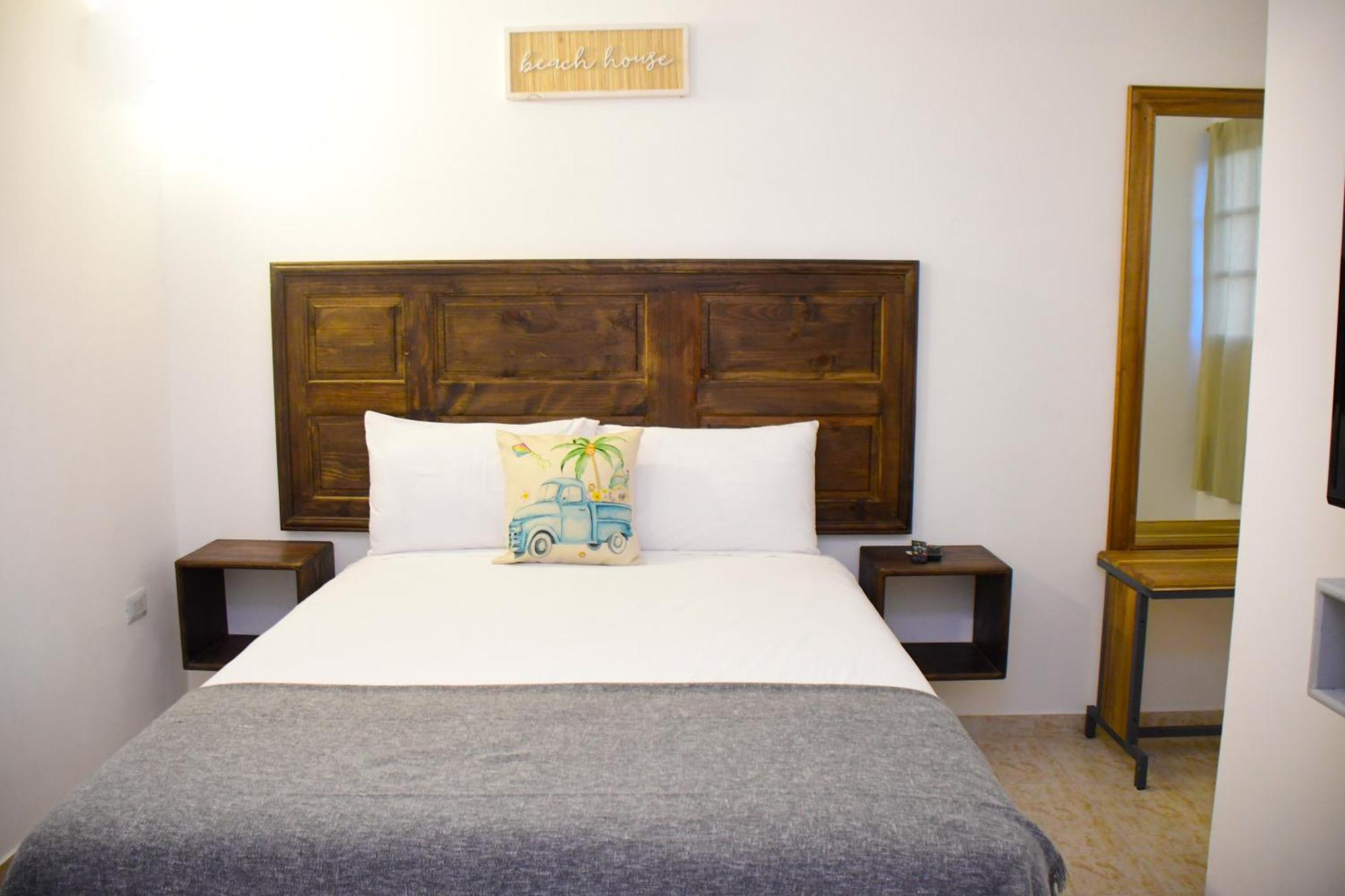 Hostal Marina Samana Luaran gambar