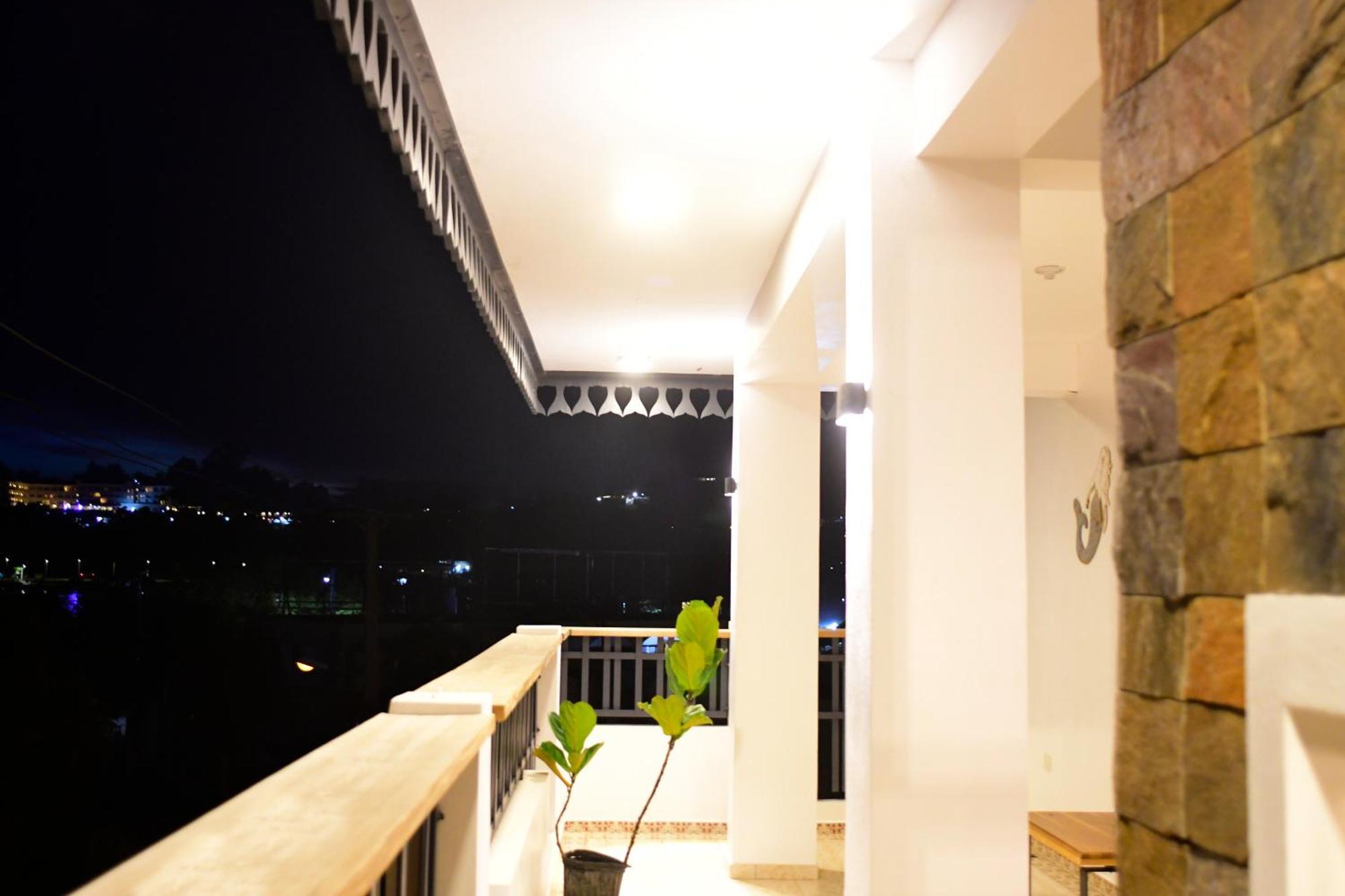 Hostal Marina Samana Luaran gambar
